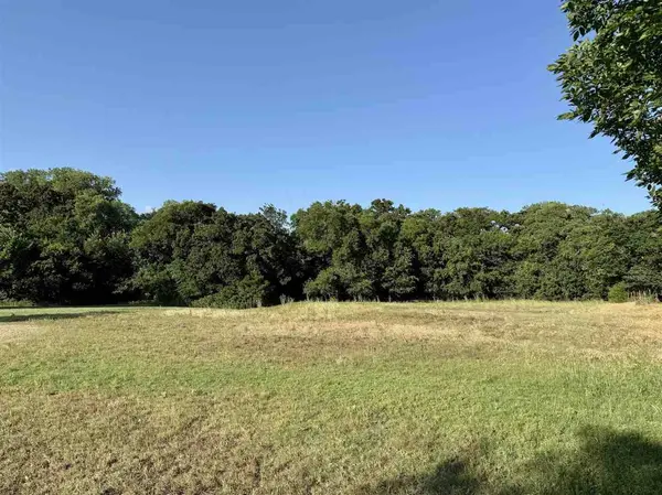 2020 W Camelback, Duncan, OK