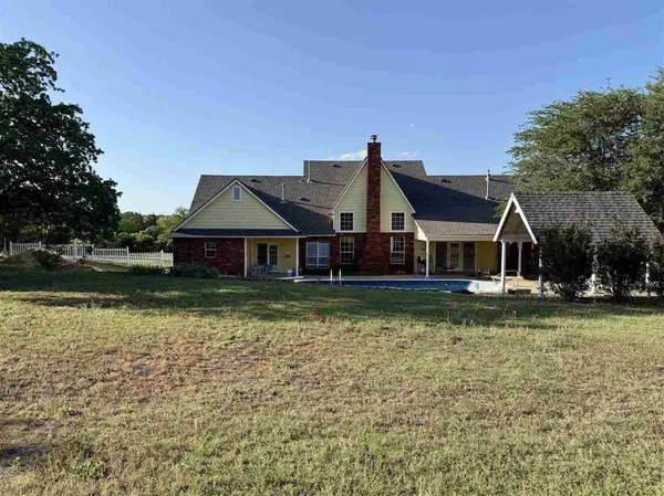 2050 W Camelback Rd, Duncan, OK 73533