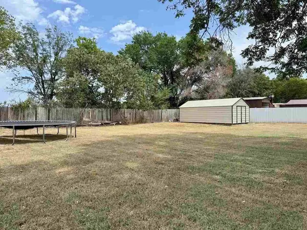 282962 E 1800 Rd, Comanche, OK 73529