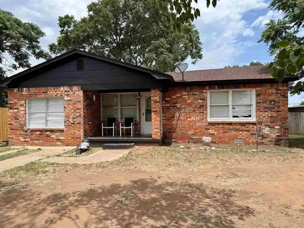 282962 E 1800 Rd, Comanche, OK 73529