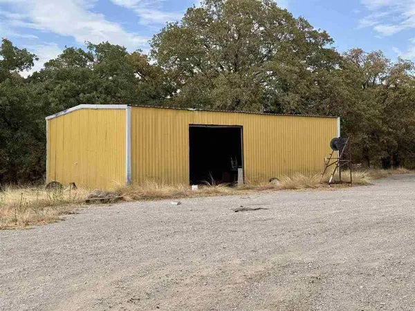 2525 S 42nd St, Duncan, OK 73533