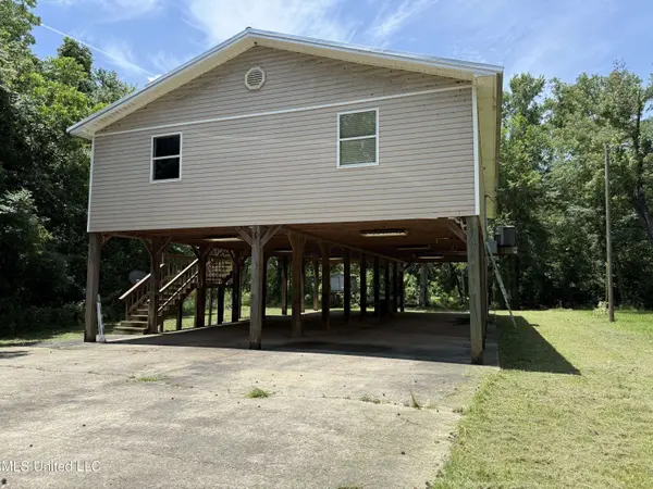 115 Hickory Lane, Lucedale, MS 39452