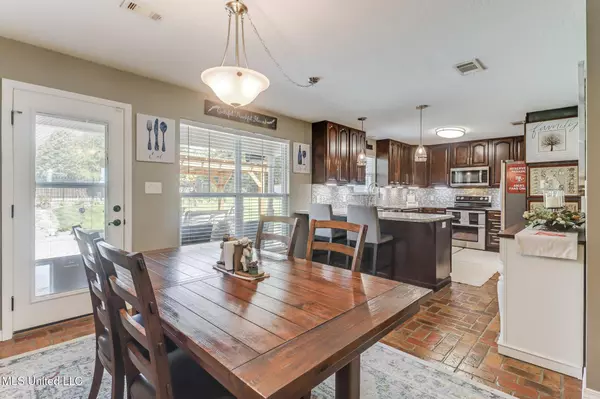 24181 Success Road, Saucier, MS 39574