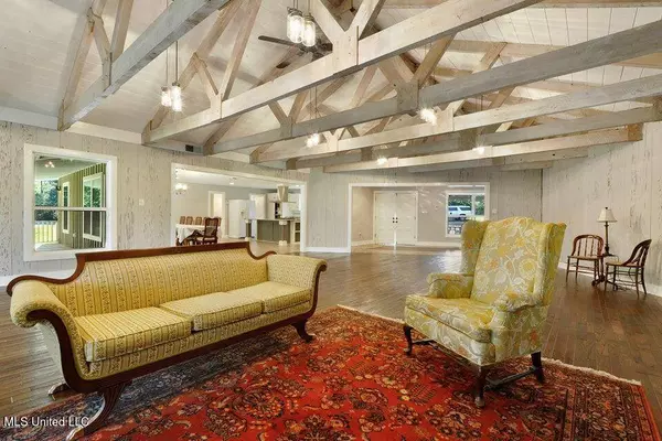 18153 Doc Lizana Rd. Road, Gulfport, MS 39503