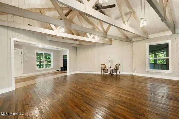 18153 Doc Lizana Rd. Road, Gulfport, MS 39503