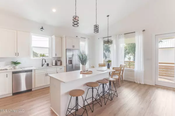 103 17th Street, Gulfport, MS 39507