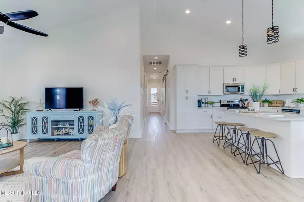 103 17th Street, Gulfport, MS 39507