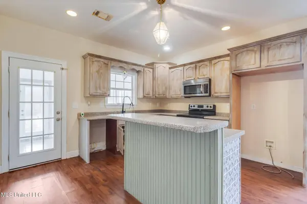 11237 Coleman Road, Gulfport, MS 39503