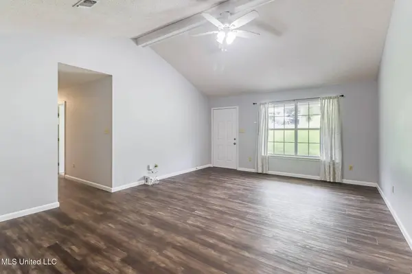 407 S Dorothy Street, Wiggins, MS 39577