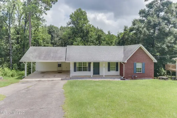 407 S Dorothy Street, Wiggins, MS 39577