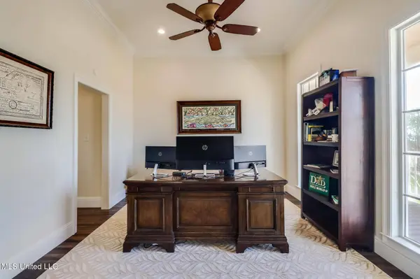 6100 Ascot Drive, Biloxi, MS 39532