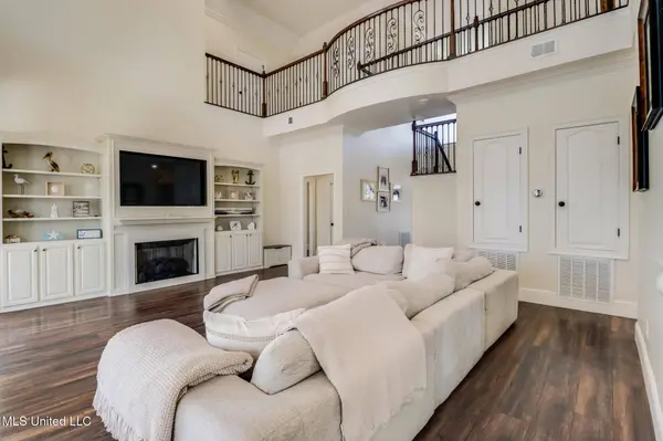 6100 Ascot Drive, Biloxi, MS 39532