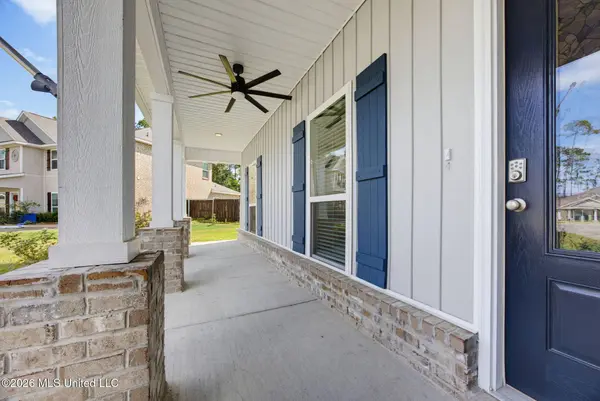 11585 Paige Cove, Ocean Springs, MS 39564