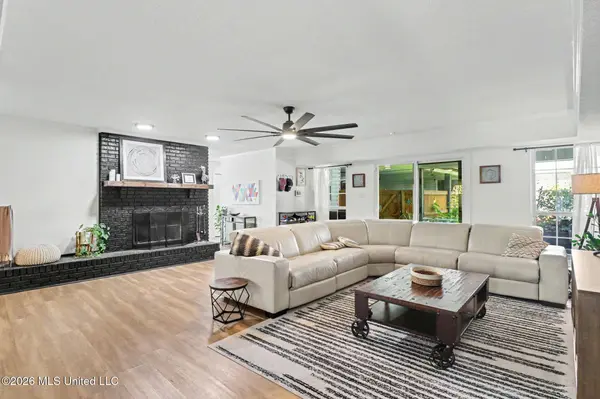 451 Cove Drive, Biloxi, MS 39531