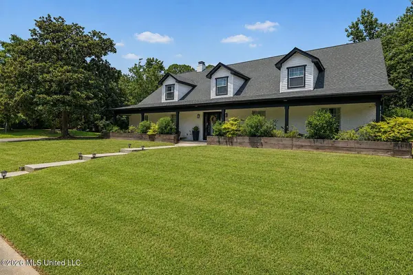 451 Cove Drive, Biloxi, MS 39531