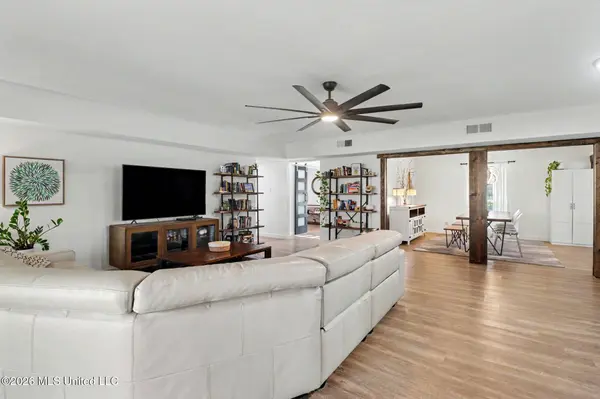 451 Cove Drive, Biloxi, MS 39531