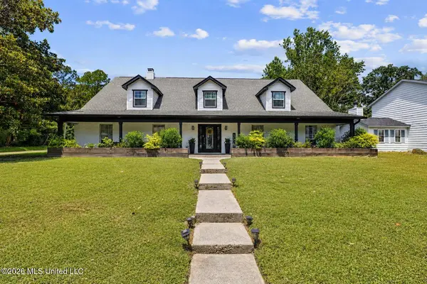 451 Cove Drive