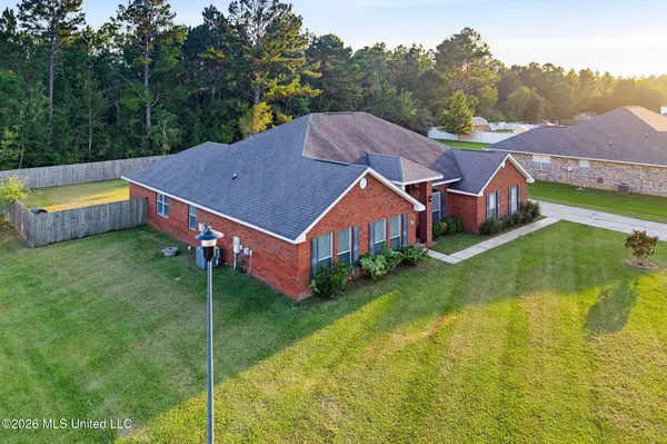 10335 Maple Cove, Vancleave, MS 39565