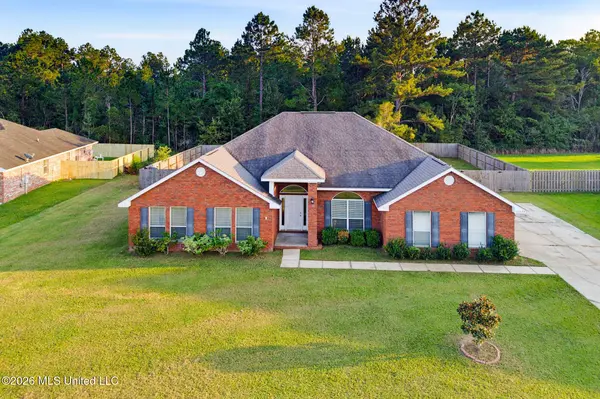 10335 Maple Cove