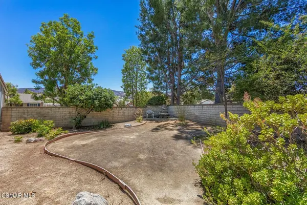 219 Meadow Mist Court, Simi Valley, CA 93065