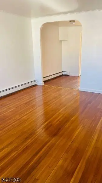 728 Thomas St, Elizabeth City, NJ 07202