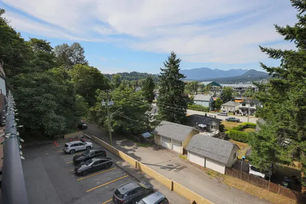 195 Mary ST #308, Port Moody, BC V3H 2P1