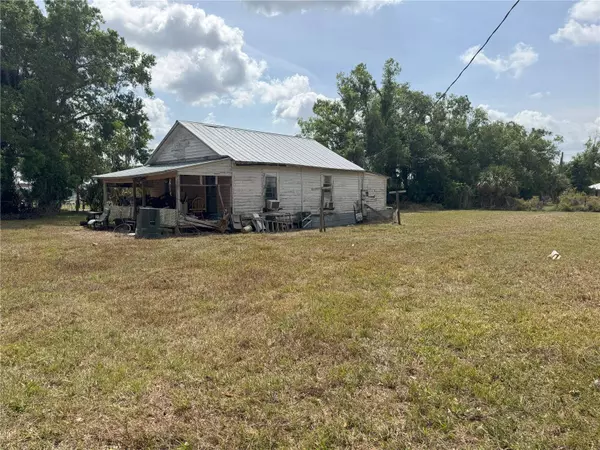 185 W VIRGINIA ST, Arcadia, FL 34266