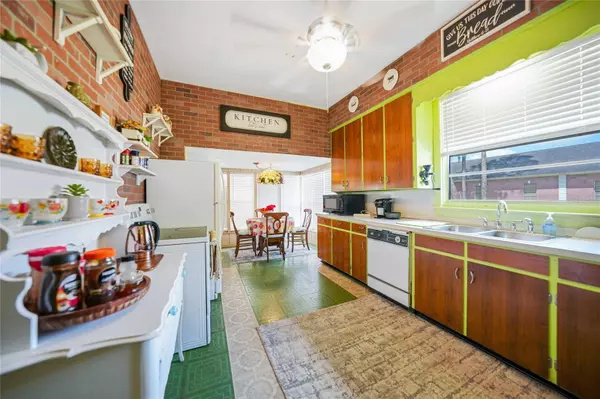 208 S 11TH AVE, Wauchula, FL 33873