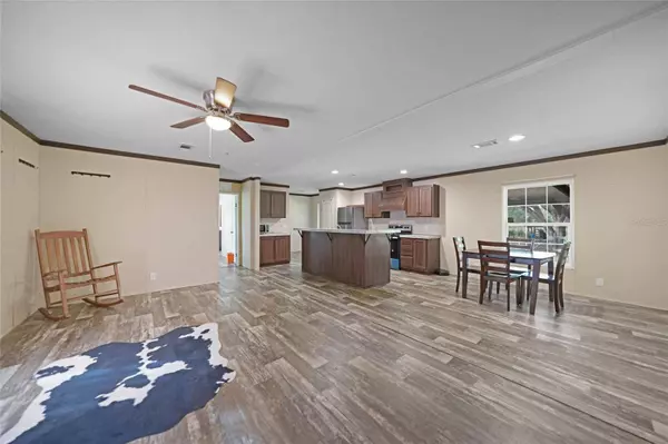 9827 SE HOTH RD, Arcadia, FL 34266