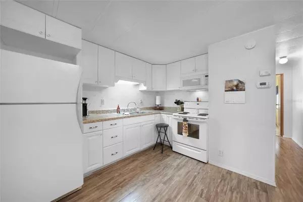 11982 SW LAKE GEORGE TER, Arcadia, FL 34269