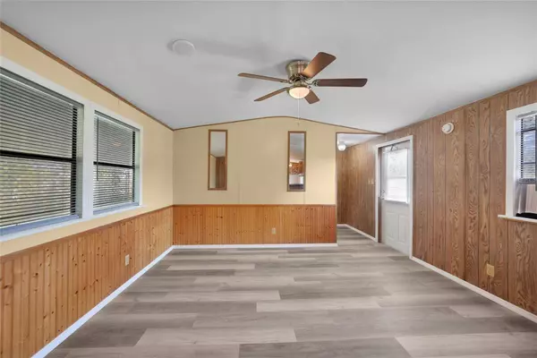 1298 SE LAKE RD, Arcadia, FL 34266