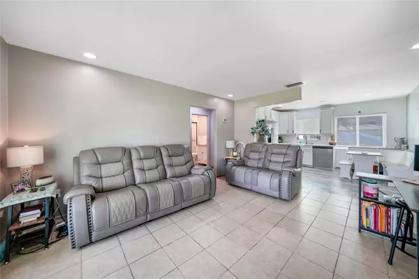 129 S LUTHER AVE, Arcadia, FL 34266