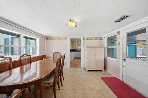 218 N HERNANDO AVE, Arcadia, FL 34266