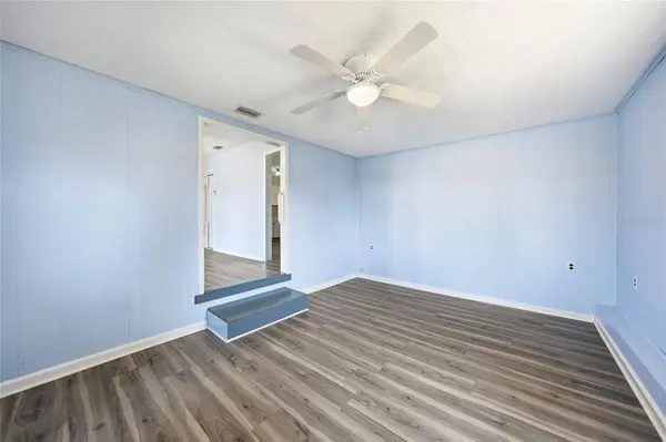 704 N MANATEE AVE, Arcadia, FL 34266