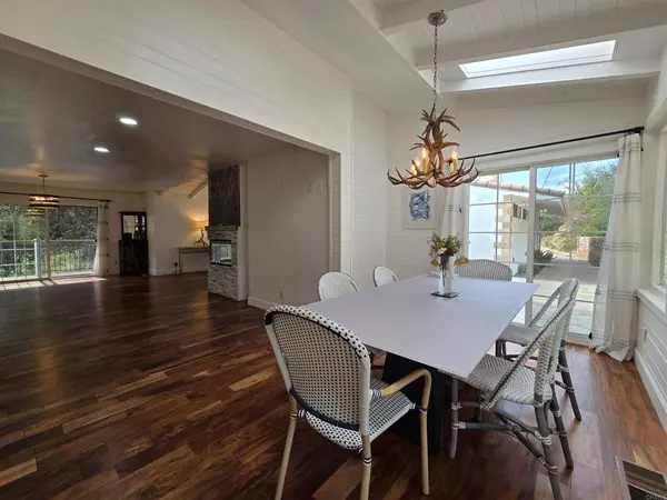 1165 Midway Dr, Alpine, CA 91901