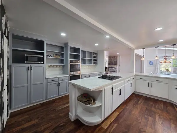 1165 Midway Dr, Alpine, CA 91901