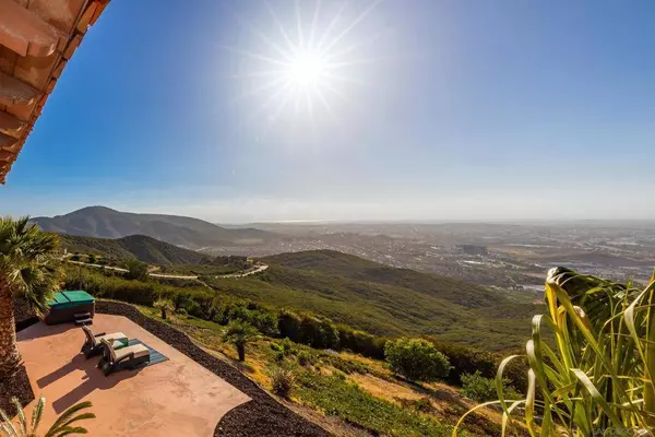 859 Cocos Dr, San Marcos, CA 92078