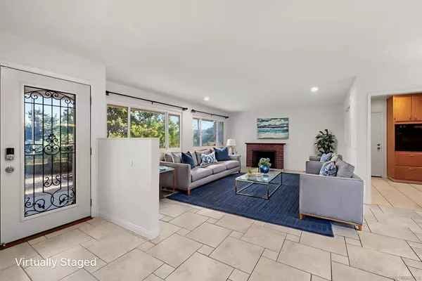 10506 Moon View Way, Escondido, CA 92026