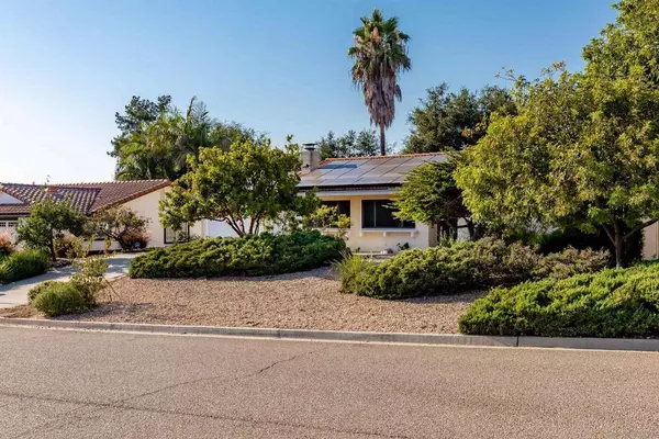 10506 Moon View Way, Escondido, CA 92026