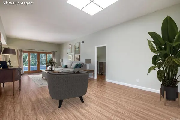 2125 Valley RD, Oceanside, CA 92056