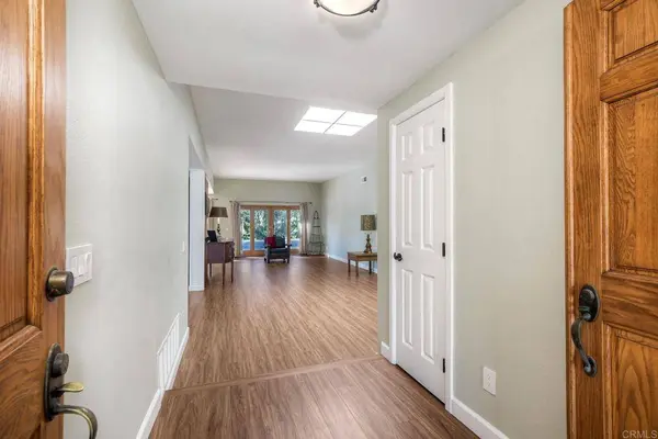 2125 Valley RD, Oceanside, CA 92056