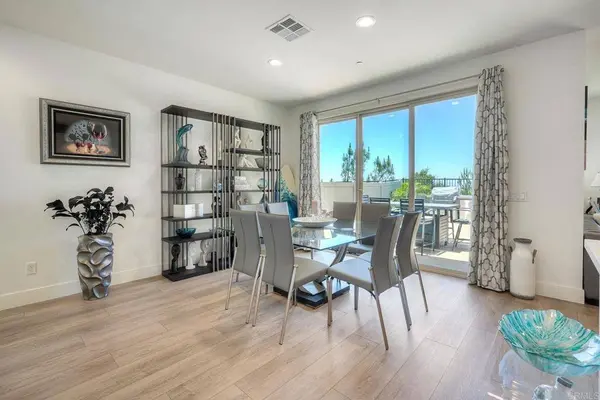 1254 Via Candelas, Oceanside, CA 92056