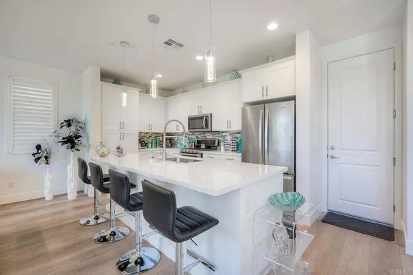 1254 Via Candelas, Oceanside, CA 92056