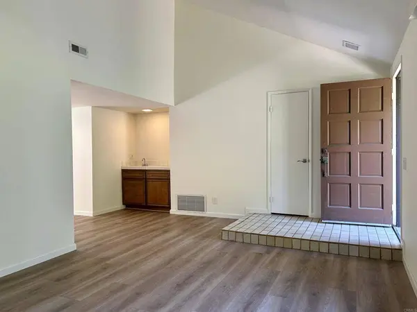 2162 Palmer DR, Oceanside, CA 92056