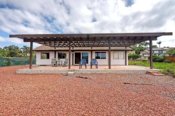 2233 Valley RD, Oceanside, CA 92056