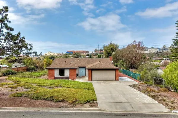 2233 Valley RD, Oceanside, CA 92056