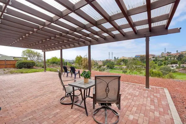 2233 Valley RD, Oceanside, CA 92056