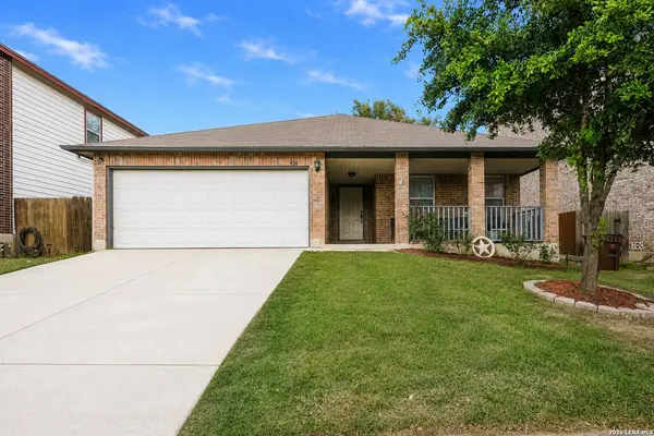 926 Saxonhill Dr, San Antonio, TX 78253-6128