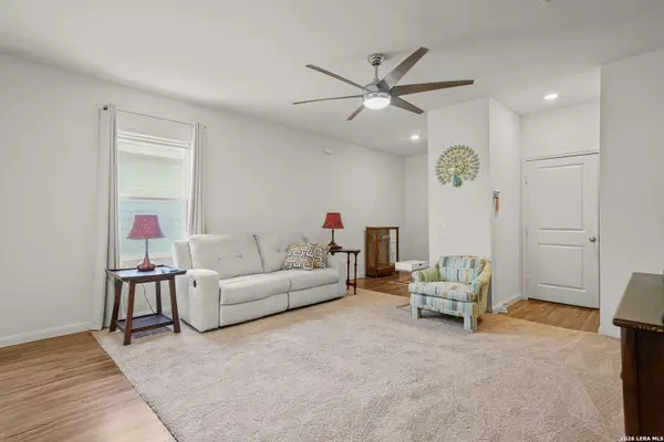 5434 MALAKOFF DR, Converse, TX 78109