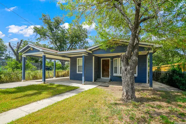 1651 S Elmendorf, San Antonio, TX 78207